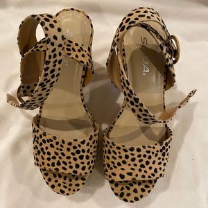 Soda "Retro Summer" Platform Sandal